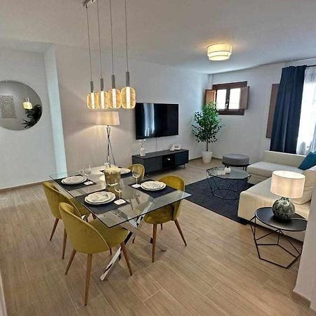 Xxii Apartamentos Morales&Arnal エステポナ エクステリア 写真
