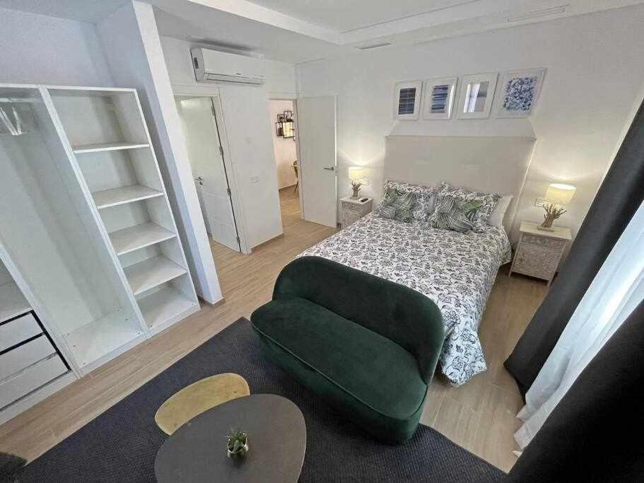 Xxii Apartamentos Morales&Arnal エステポナ エクステリア 写真