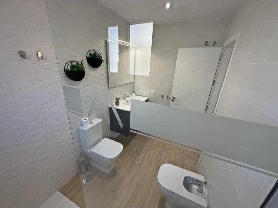 Xxii Apartamentos Morales&Arnal エステポナ エクステリア 写真